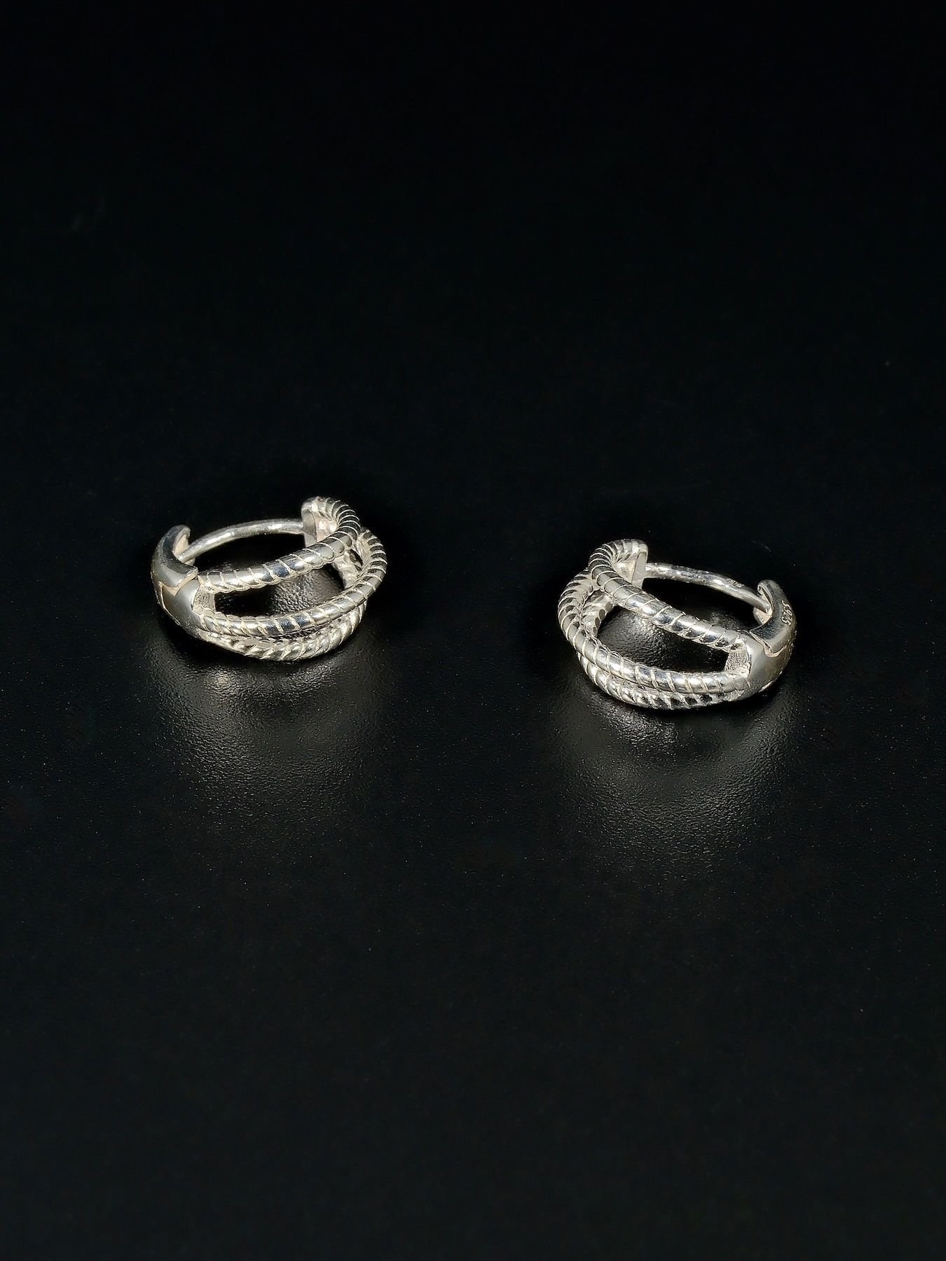 Auskarai Three Twist