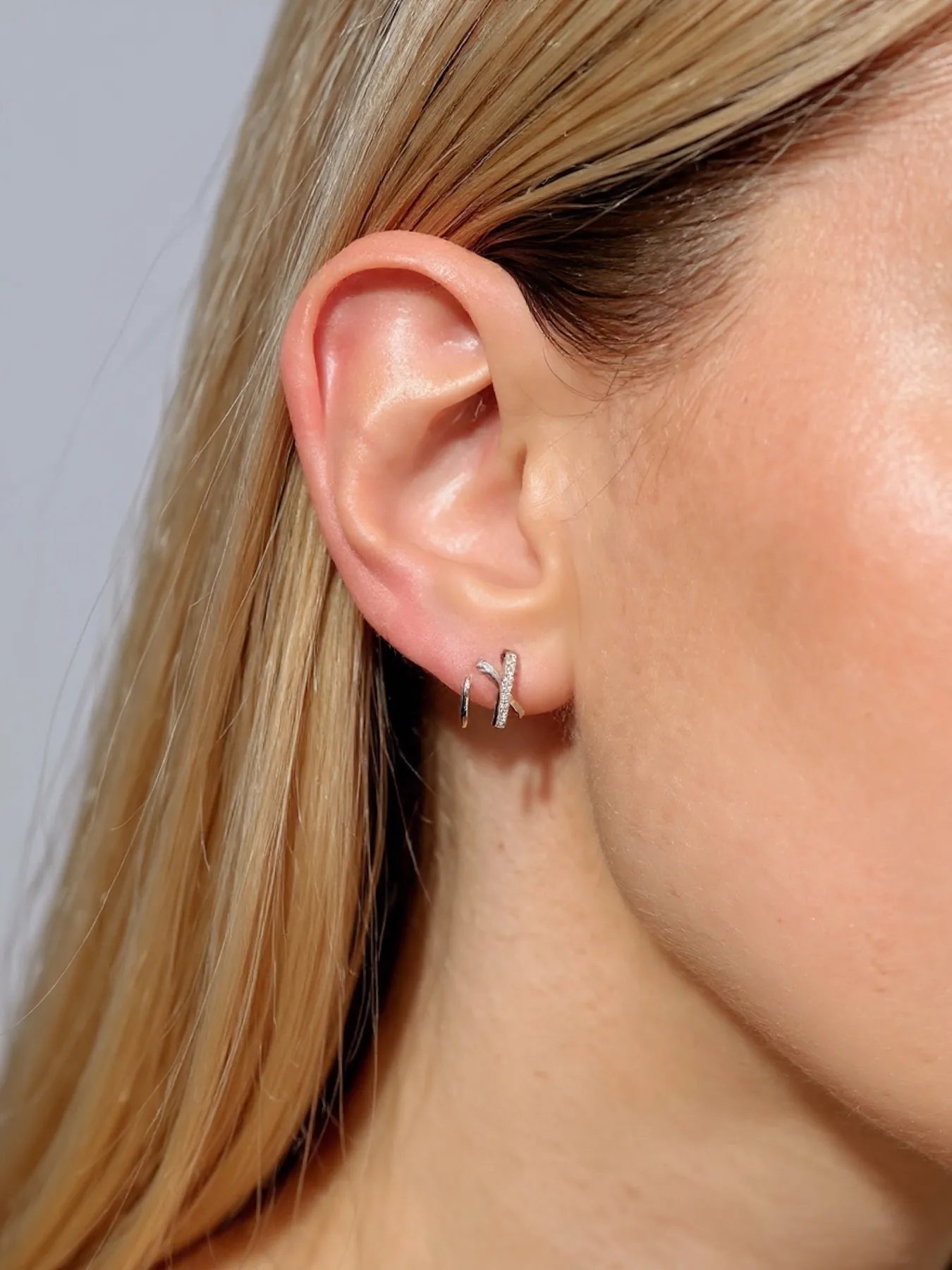 Silver Earrings with Zircon Stones – Minimalist Cross-Shaped 925 Earrings