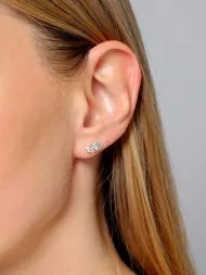 925 sidabro auskarai – trijų cirkonių kriaušės formos