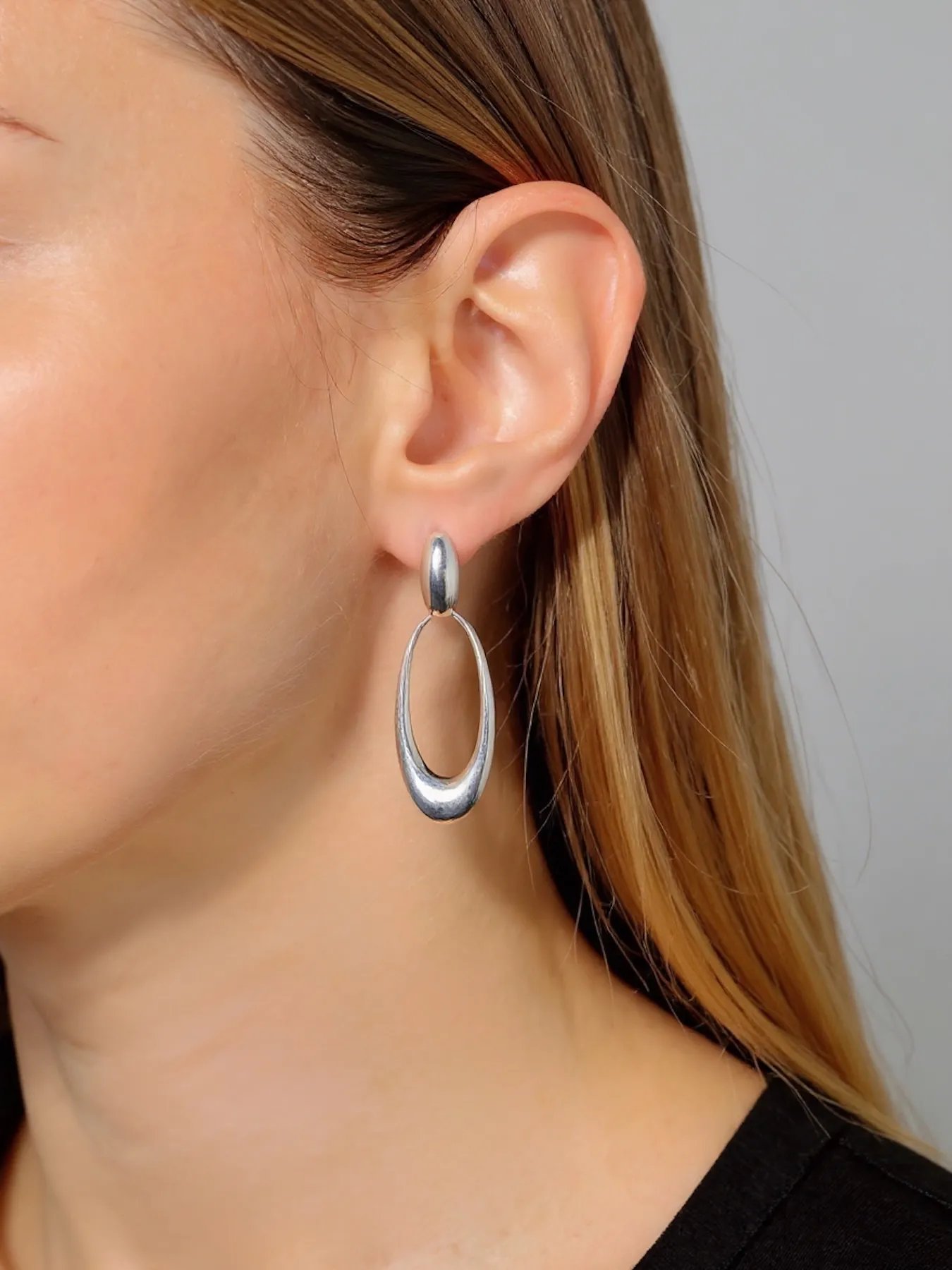 Earings Hollow Round