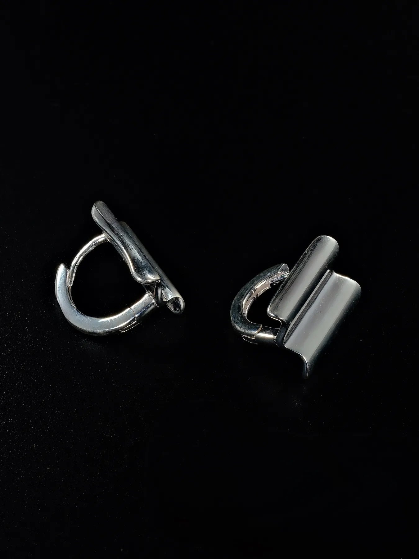 Silver earrings – women’s elegant minimalist earrings