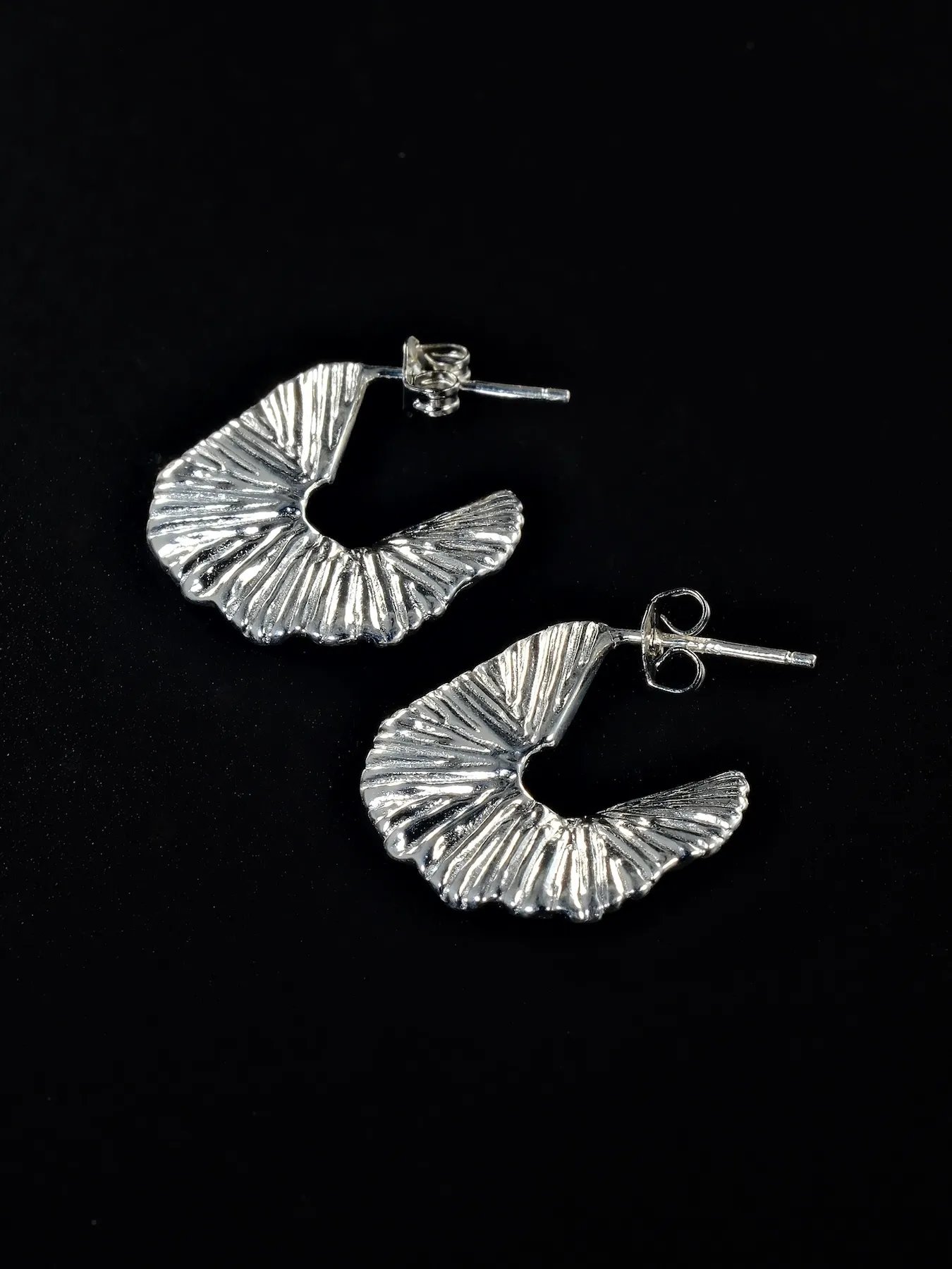 Silver earrings – expressive women’s statement earrings