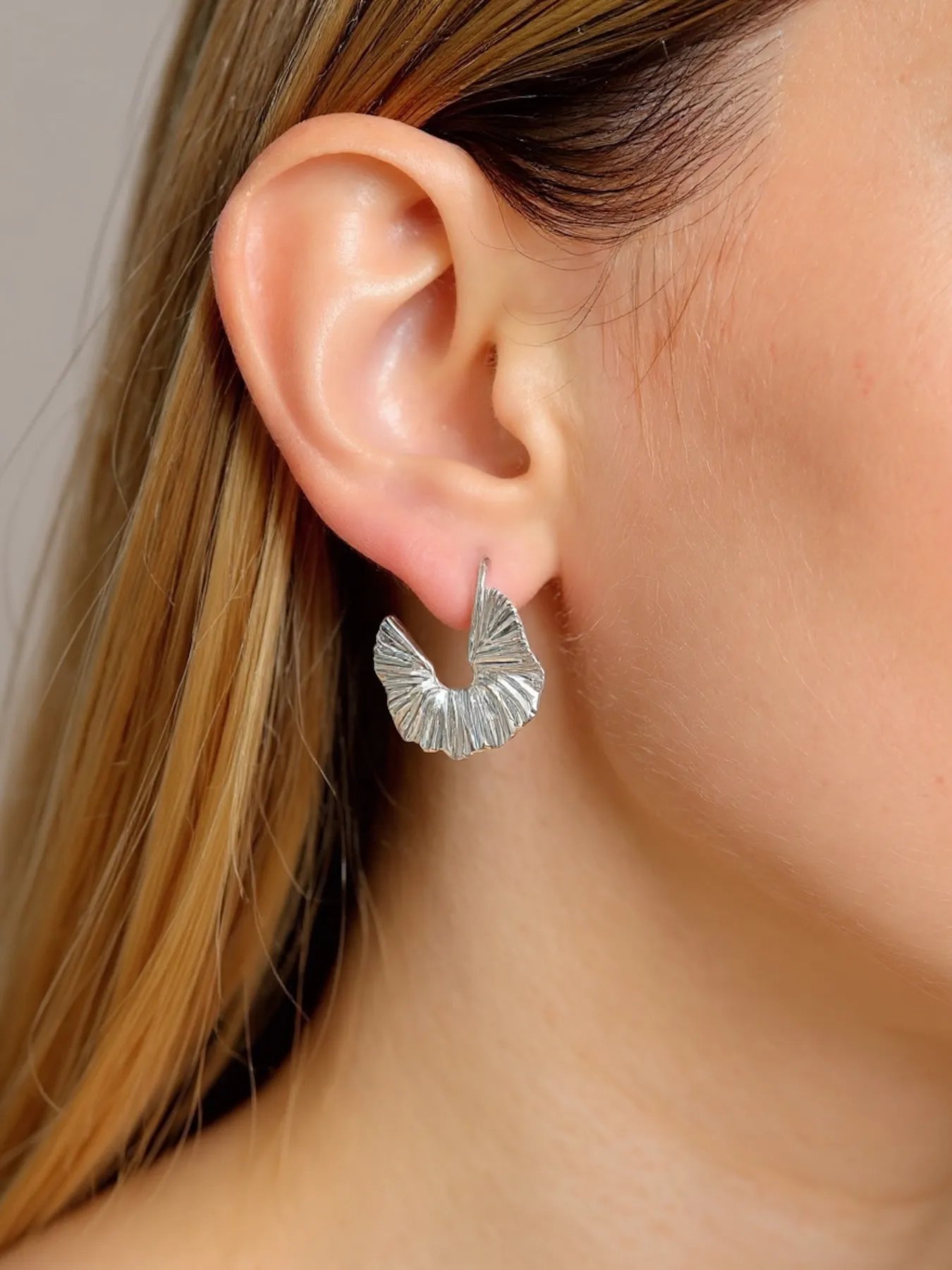 Silver earrings – expressive women’s statement earrings