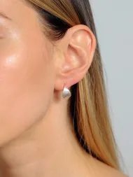 Sidabriniai auskarai su subtiliomis linijomis – 925 sidabras