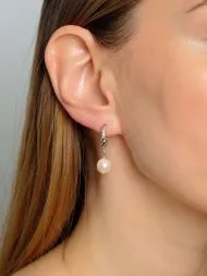 Sidabriniai auskarai su gėlavandeniu perlu | Elegancija kiekvienai progai