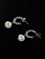 Silver Earrings with Freshwater Pearl | Timeless Elegance