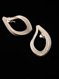 Textured Silver Teardrop Earrings | Soulle Moon