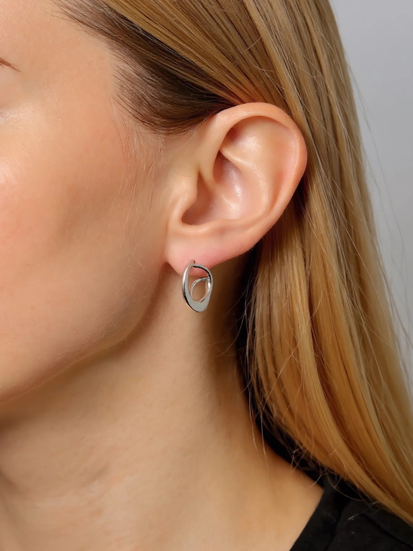 925 Silver Earrings – Minimalist Women’s Earrings