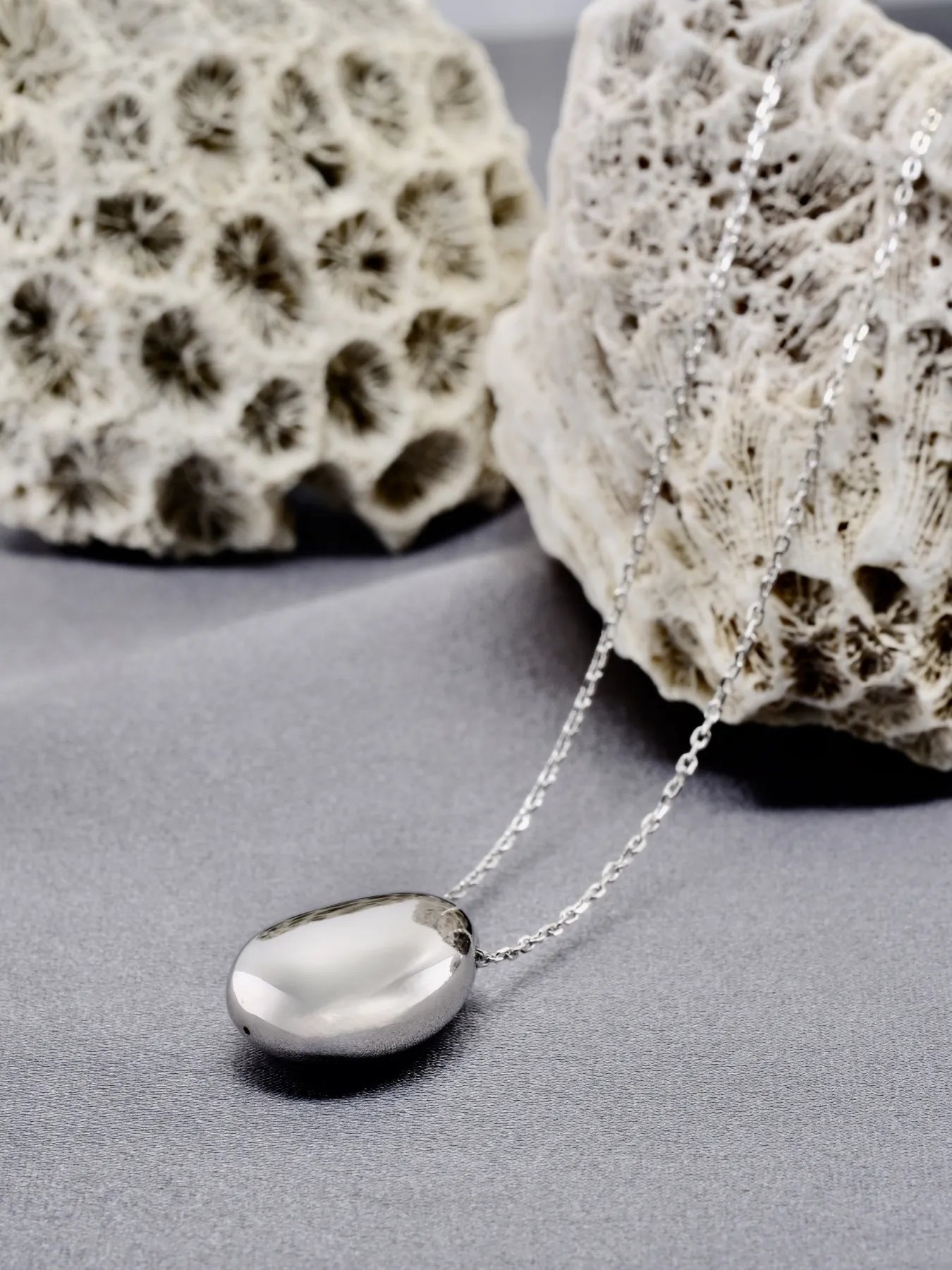 Silver necklace – modern 925 silver design