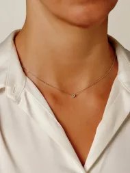 Sterling silver necklace with zircon pendant