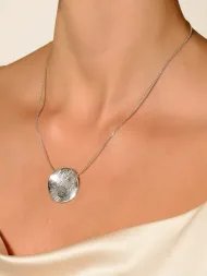 Silver necklace – textured 925 silver pendant design