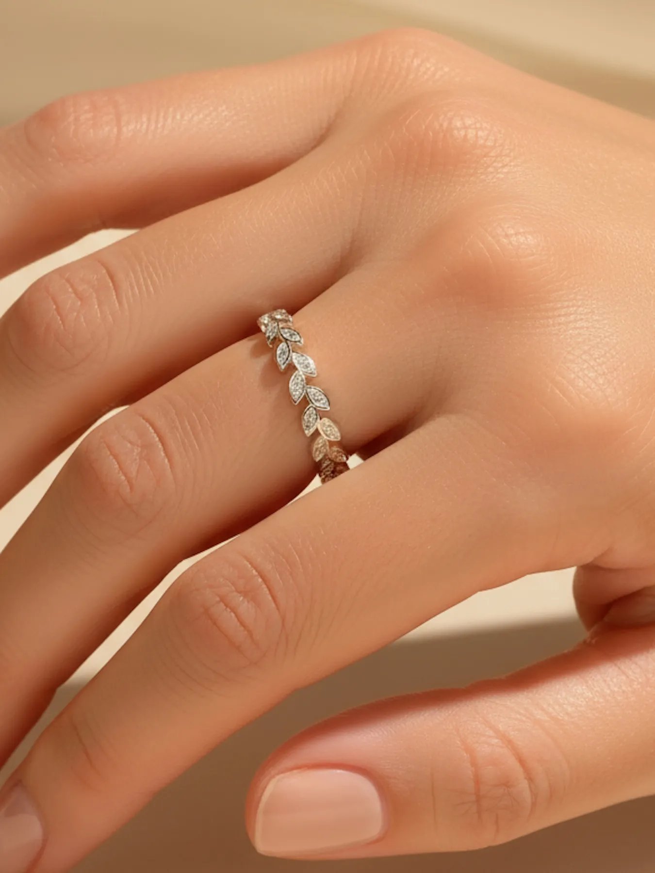 925 silver ring – elegant silver jewelry with crown design