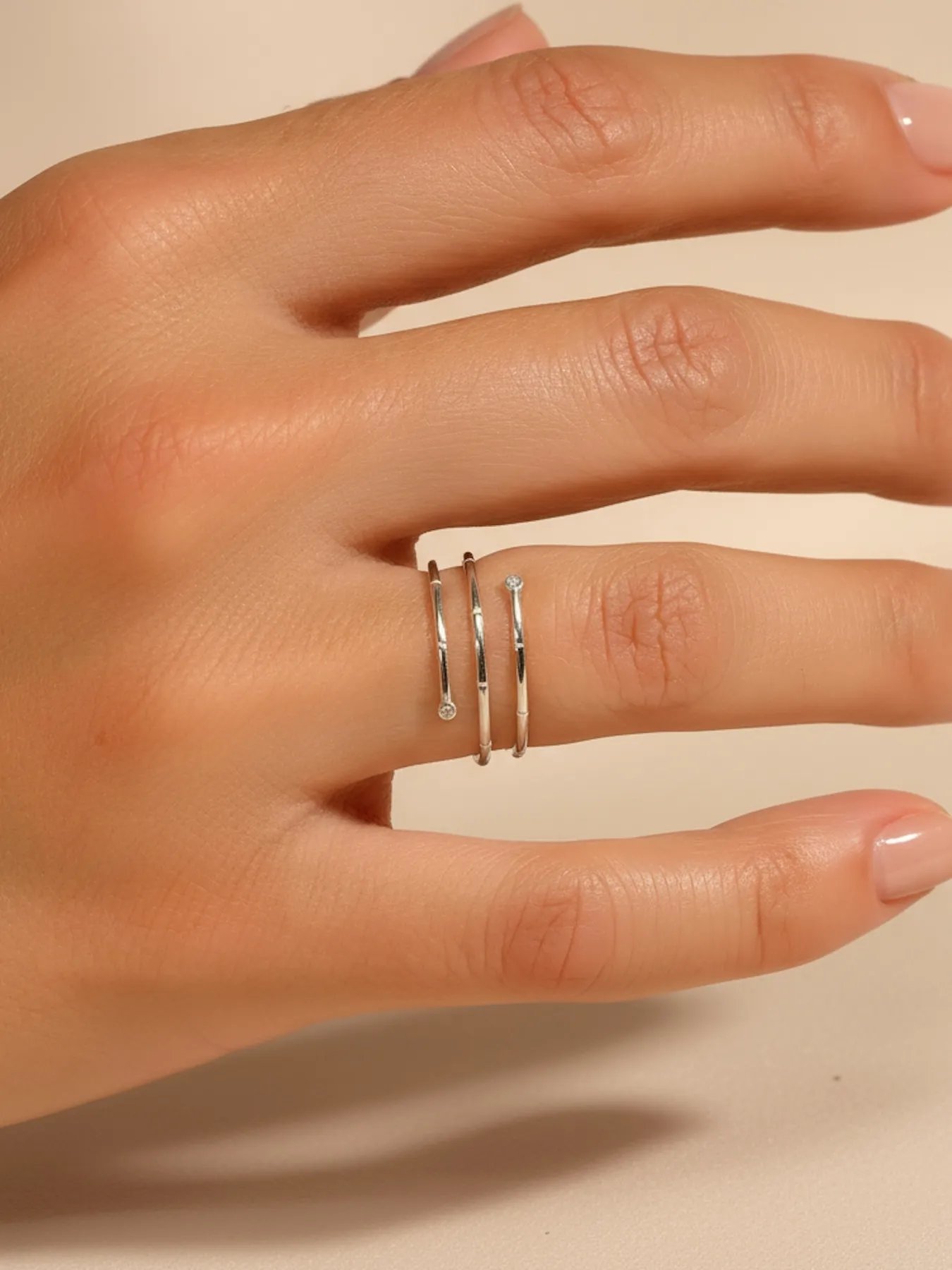 925 silver ring – spiral three-turn design with stones