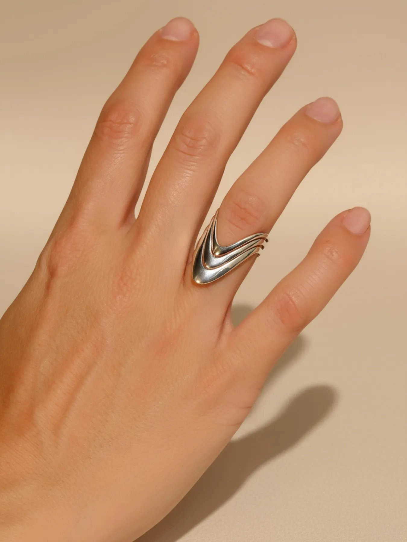 925 silver ring – bold and modern accessory