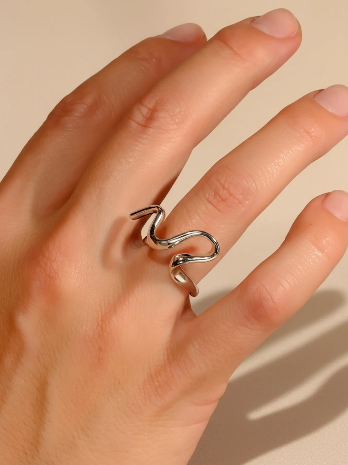925 silver ring – bold modern accessory