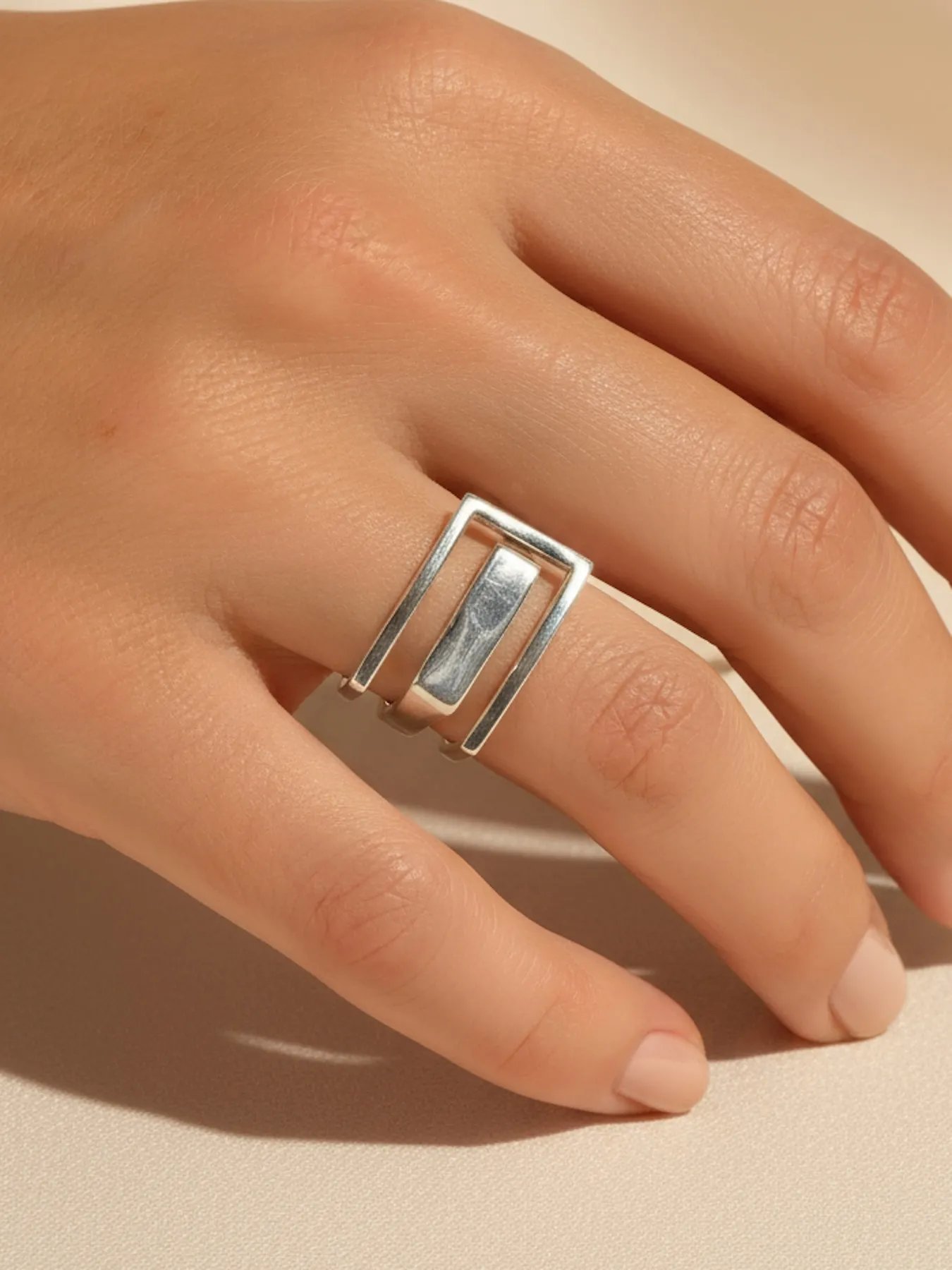 925 silver ring – modern architectural accessory