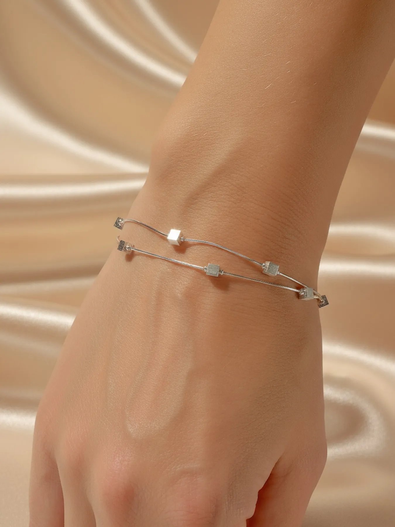Sterling silver bracelet with cubes
