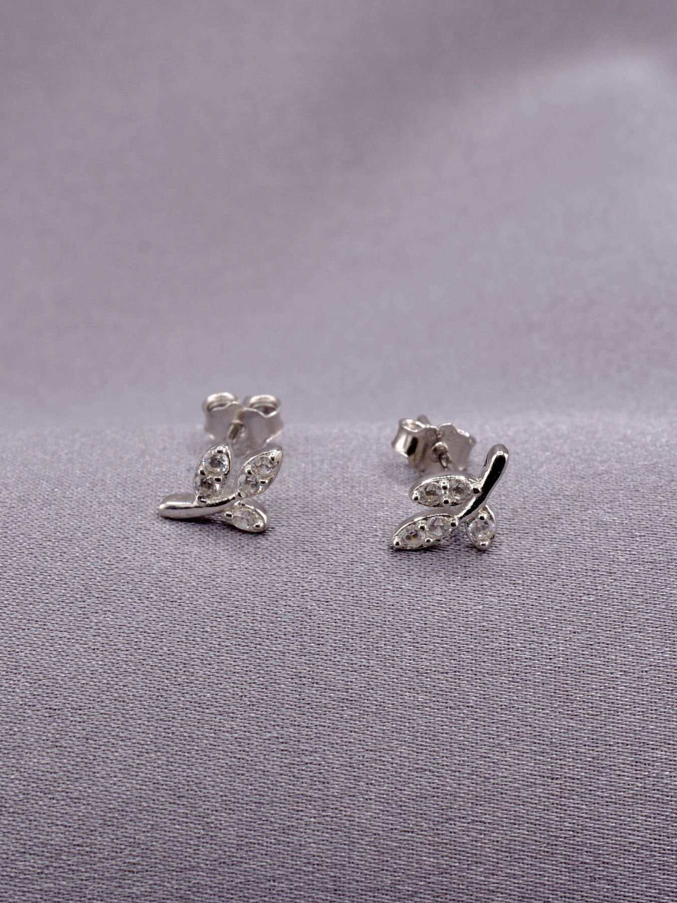 Silver Leaf Earrings with Zircon Stones – 925 Elegant Jewelry