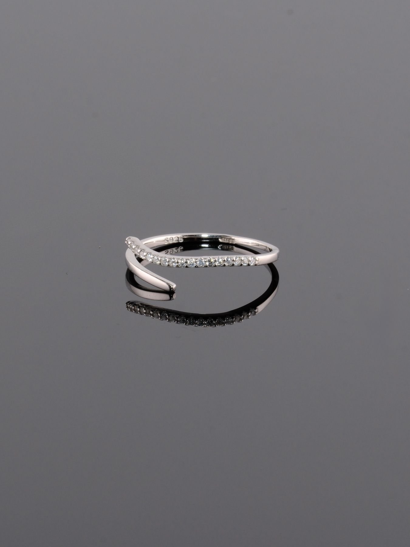 925 silver ring – elegant spiral design with stones