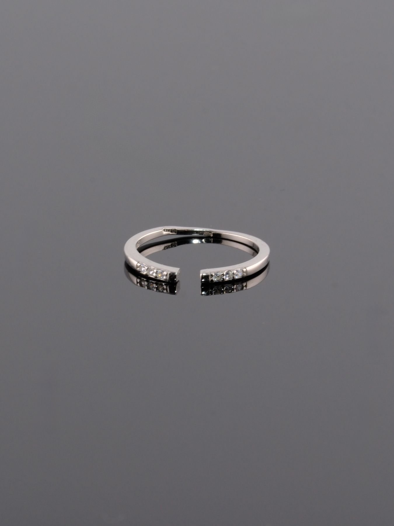 925 silver ring – minimalist open design with stones