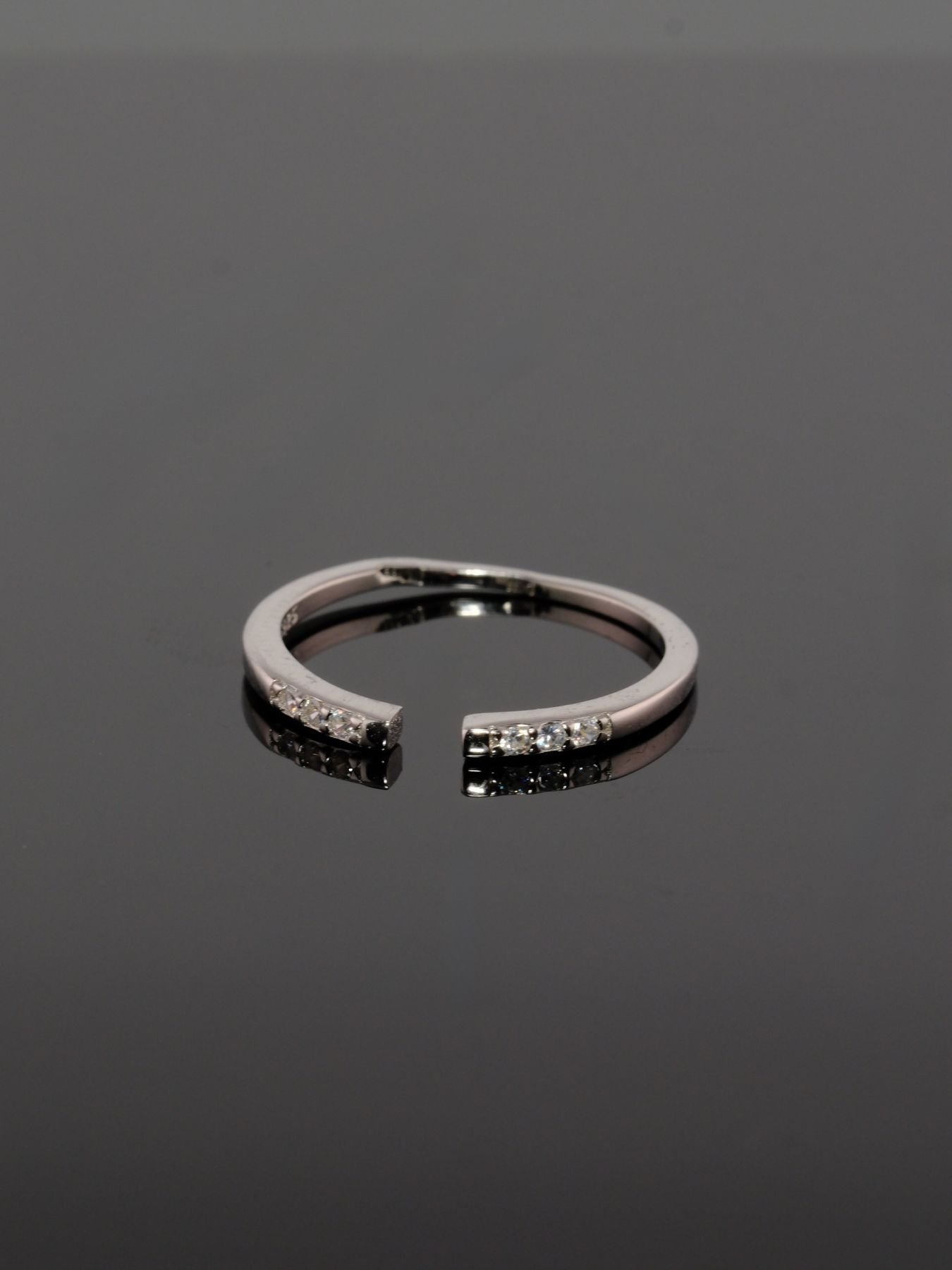 925 silver ring – minimalist open design with stones