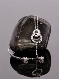 Sidabrinė apyrankė su cirkonio akmenukais