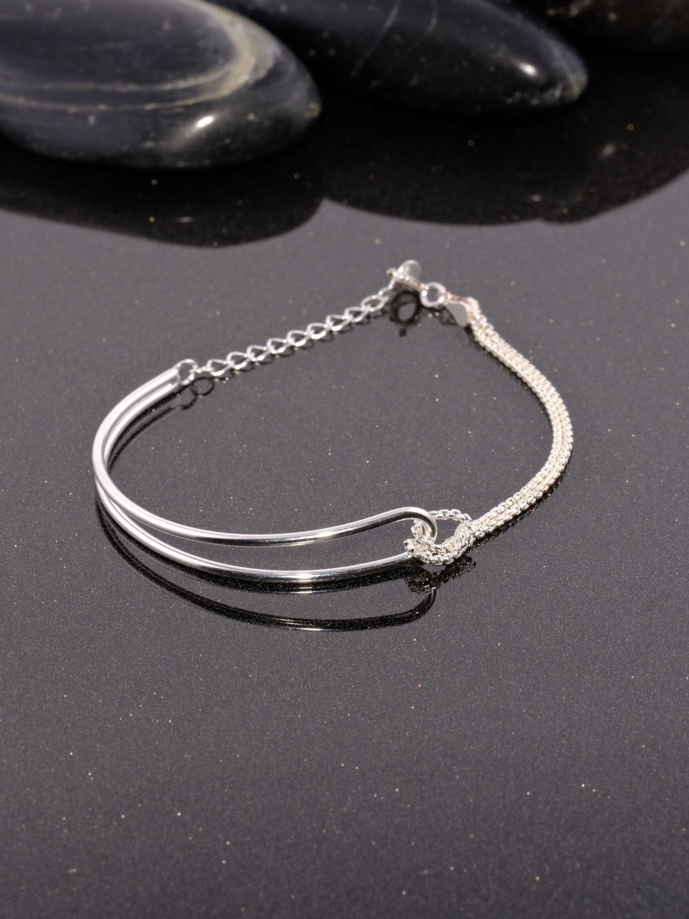 Sterling silver bracelet with knot – 925 symbolic jewelry