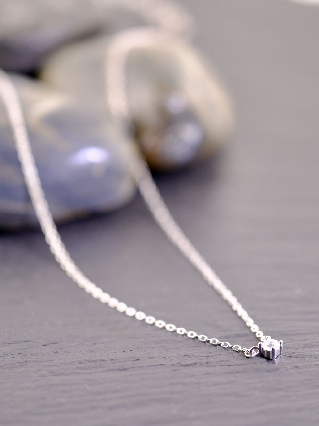 Sterling silver necklace with zircon pendant – 925 delicate jewelry