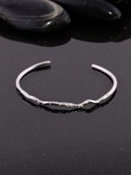Sterling silver bracelet with texture – 925 modern jewelry