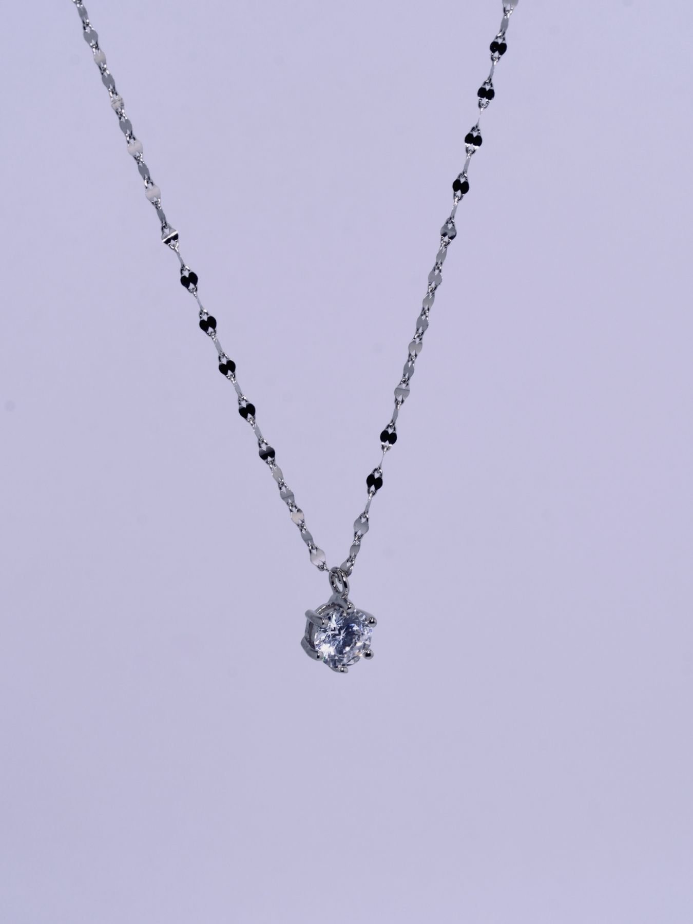 Sterling silver necklace with zircon stone