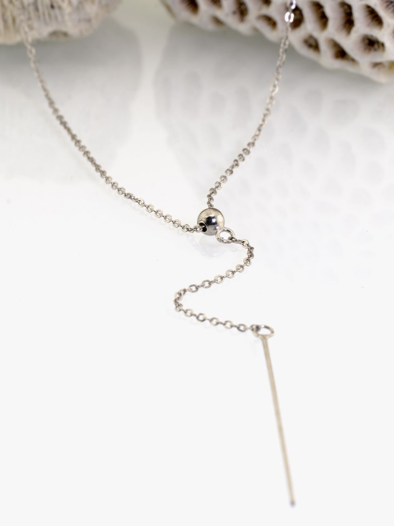 Glossy Ball necklace