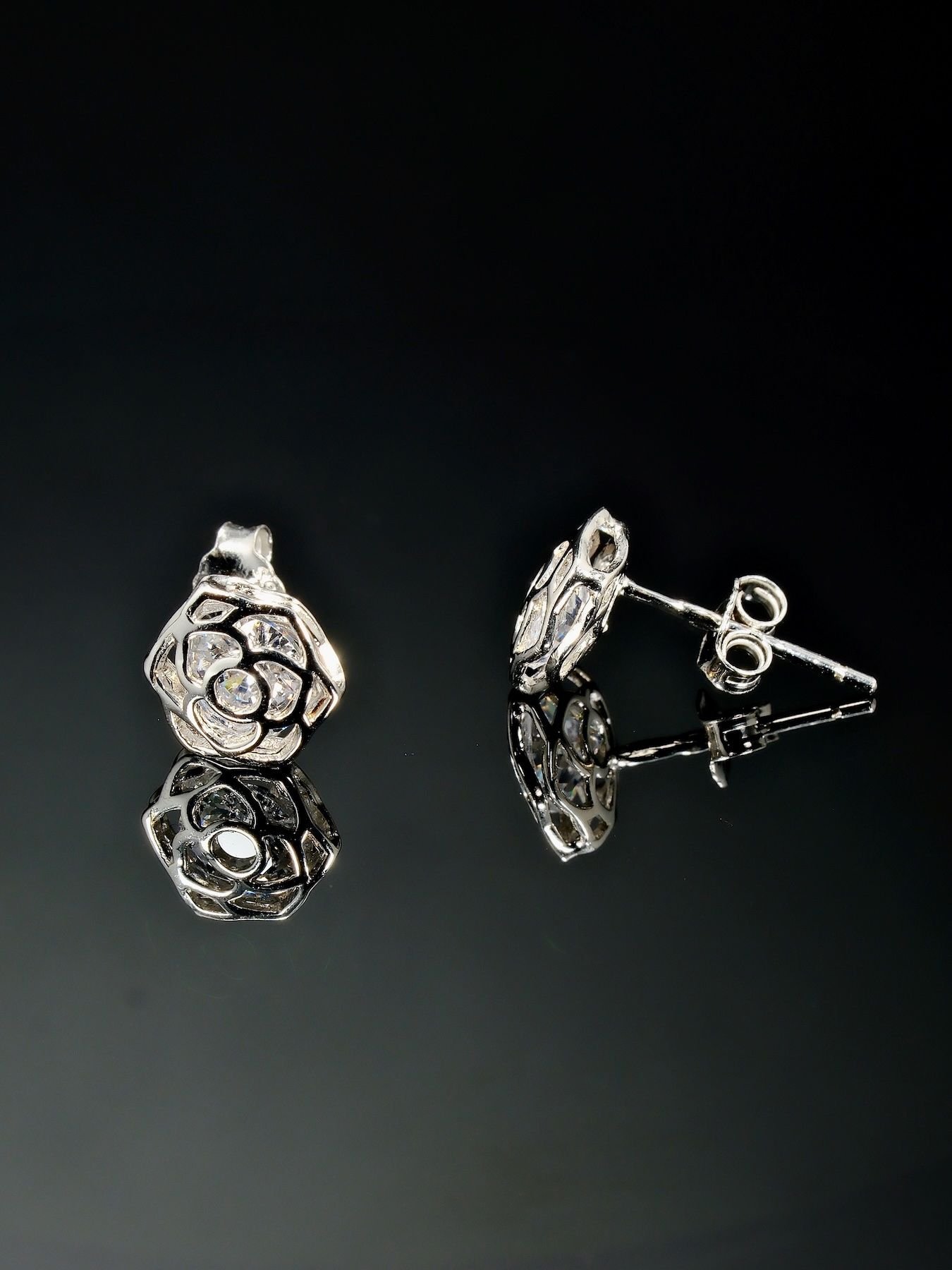 Silver earrings with zircon – elegant rose design