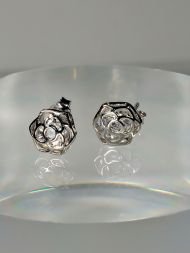 Silver earrings with zircon – elegant rose design