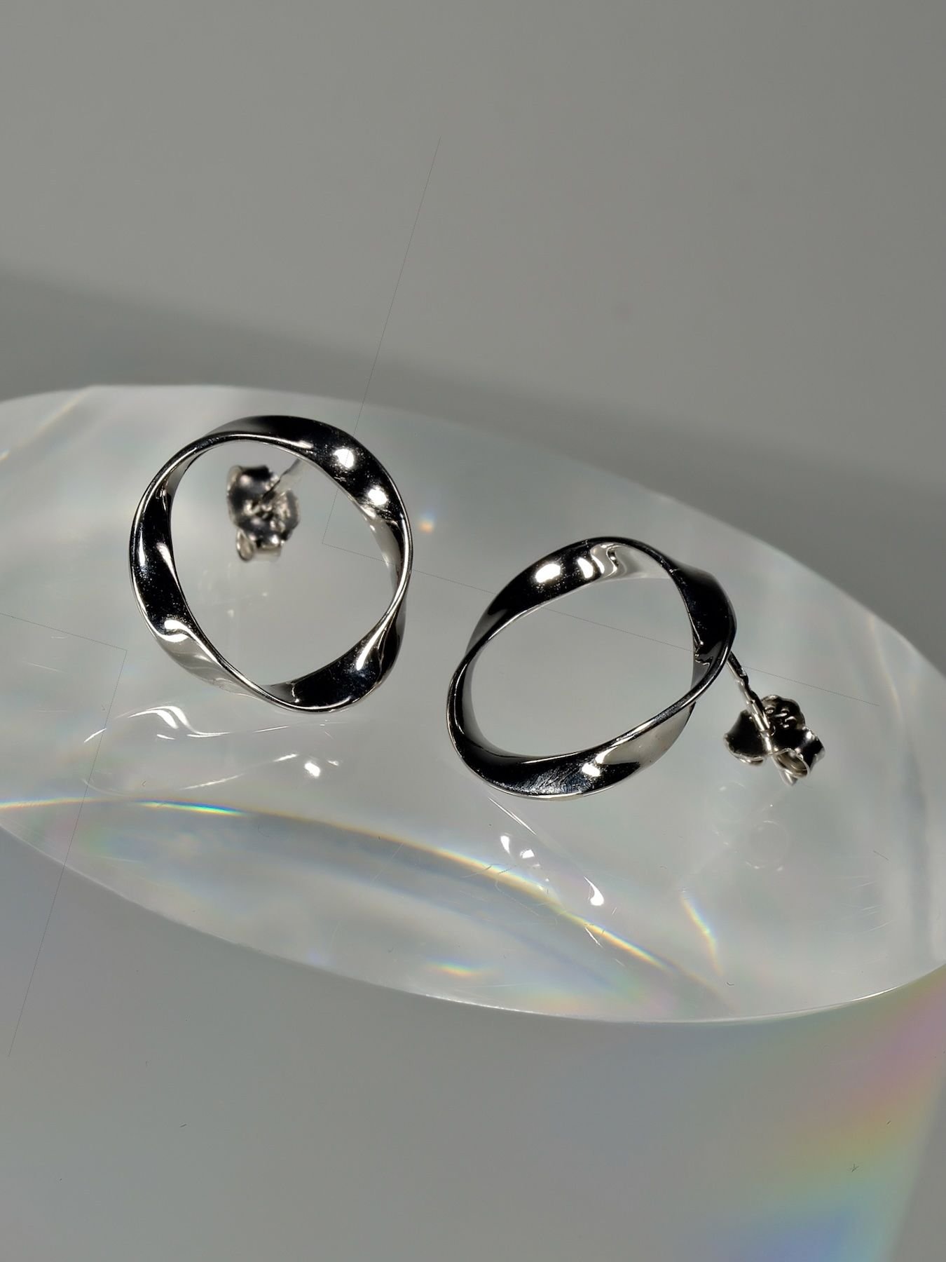 Sterling Silver Twisted Circle Earrings – 925 Minimalist Jewelry