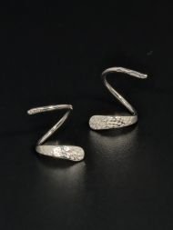 925 sidabro auskarai – spiralės formos minimalistiniai auskarai