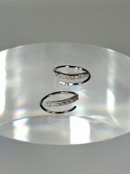 925 sidabro auskarai – apvalūs minimalistiniai auskarai su cirkoniais