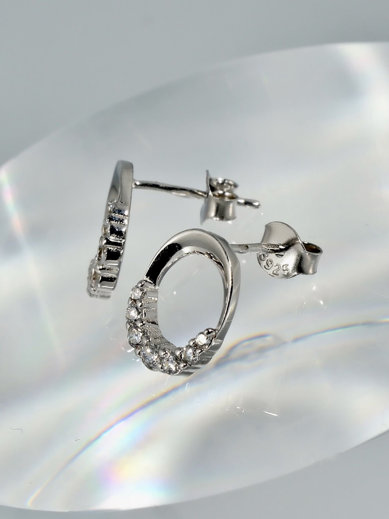 Silver earrings with zircon – elegant, minimalist