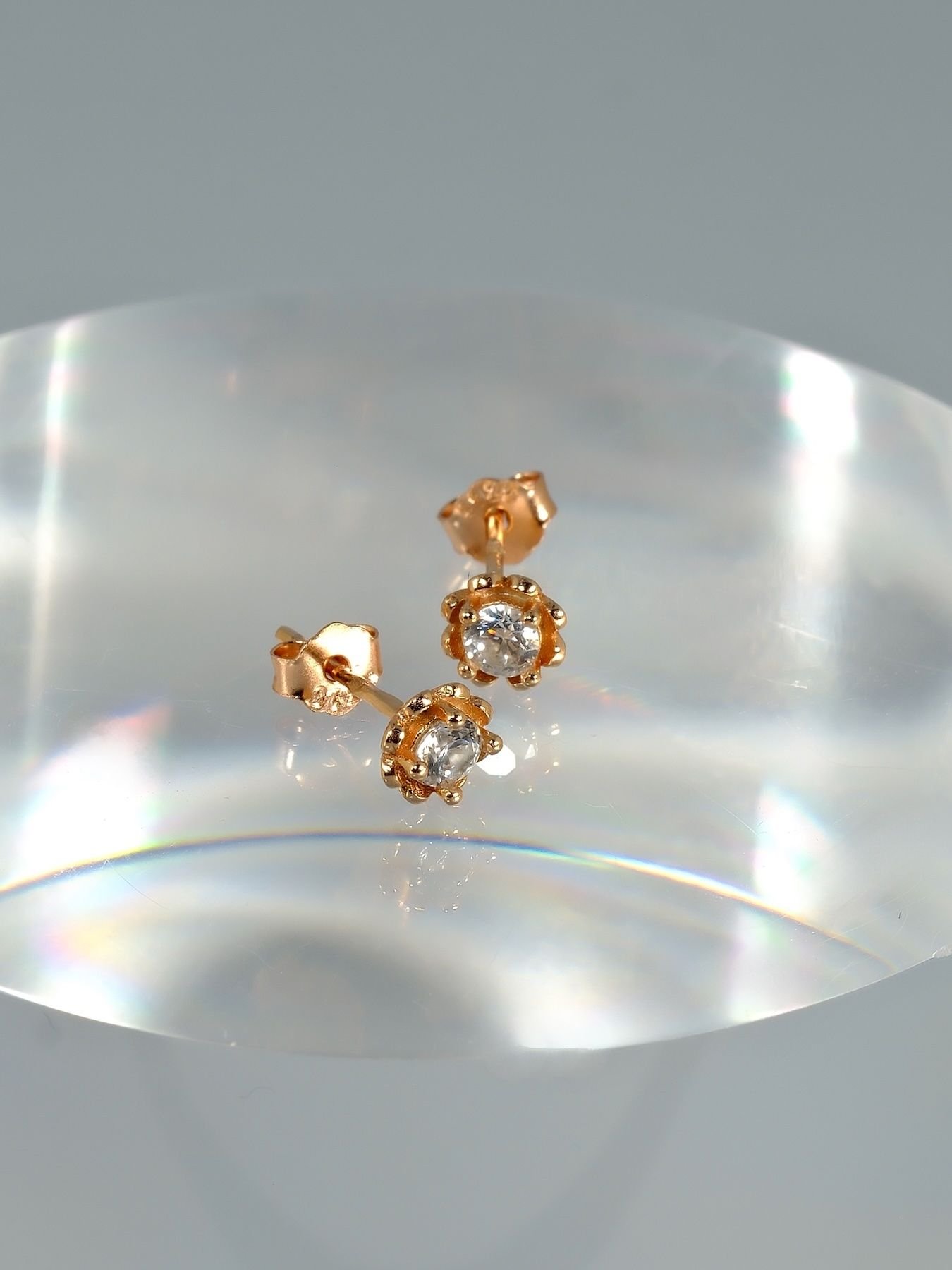 Gold-plated silver earrings with zircon stone