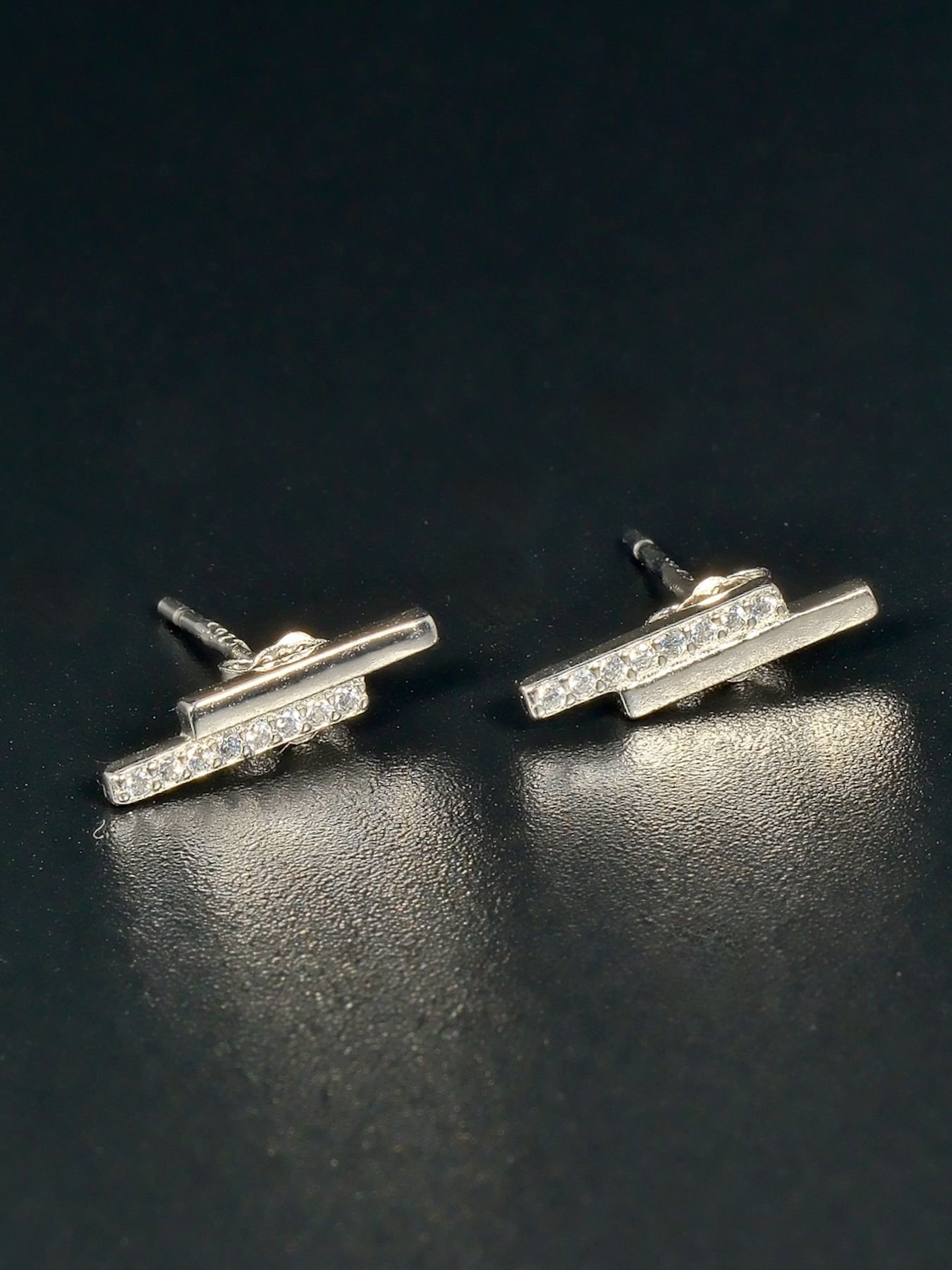 Auskarai Modern Lines