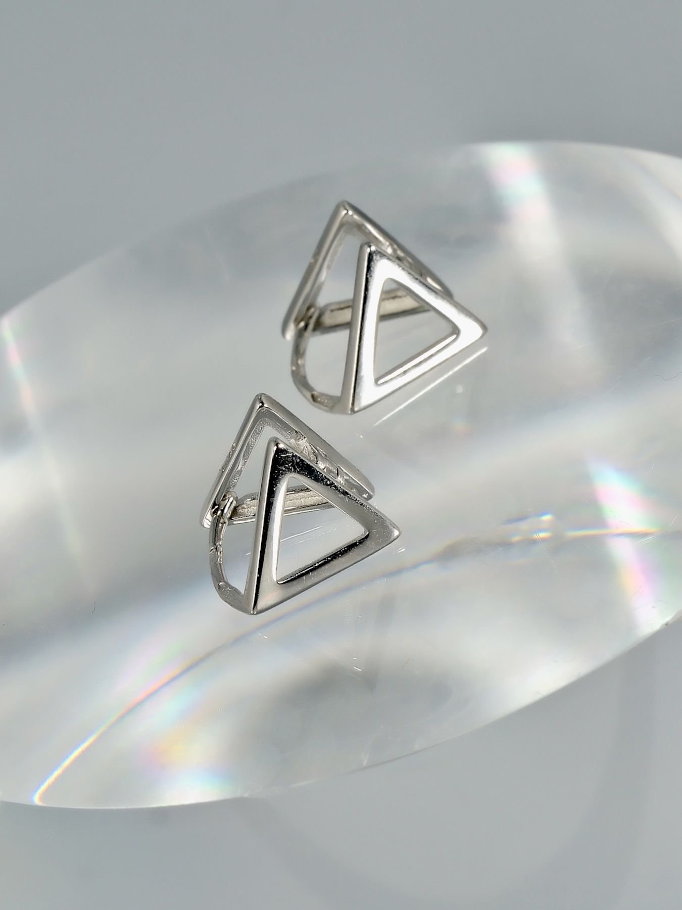 Auskarai Triangle Stud