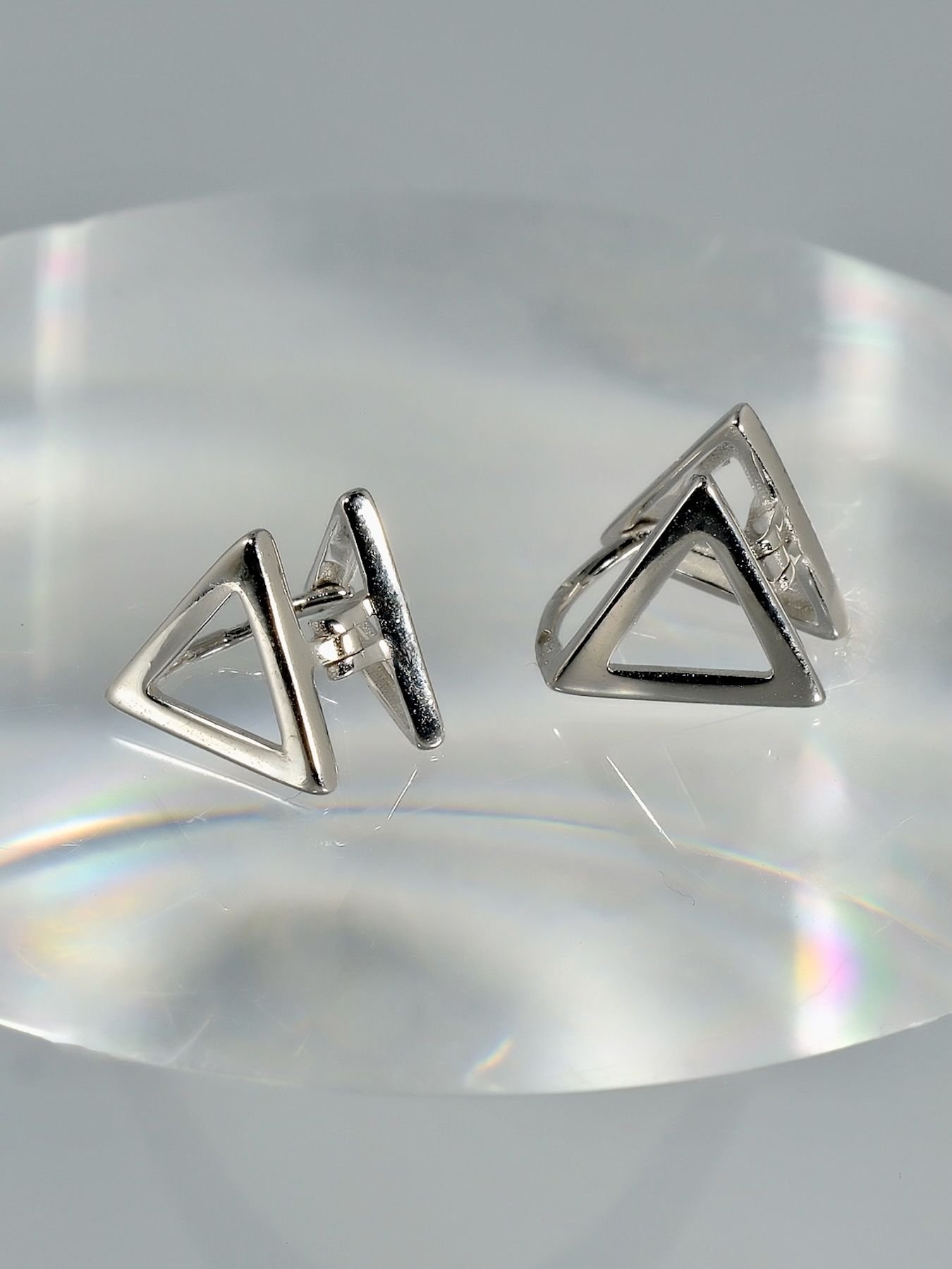 Auskarai Triangle Stud