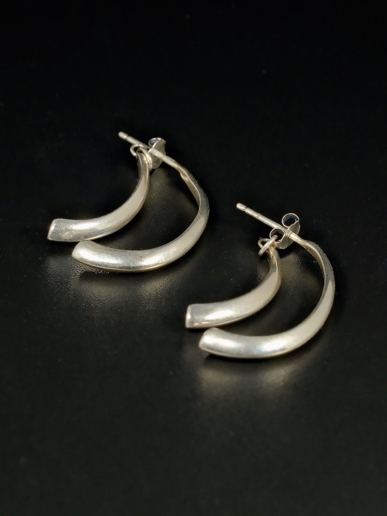 X Shape earrings 925 silver – double crescent design
