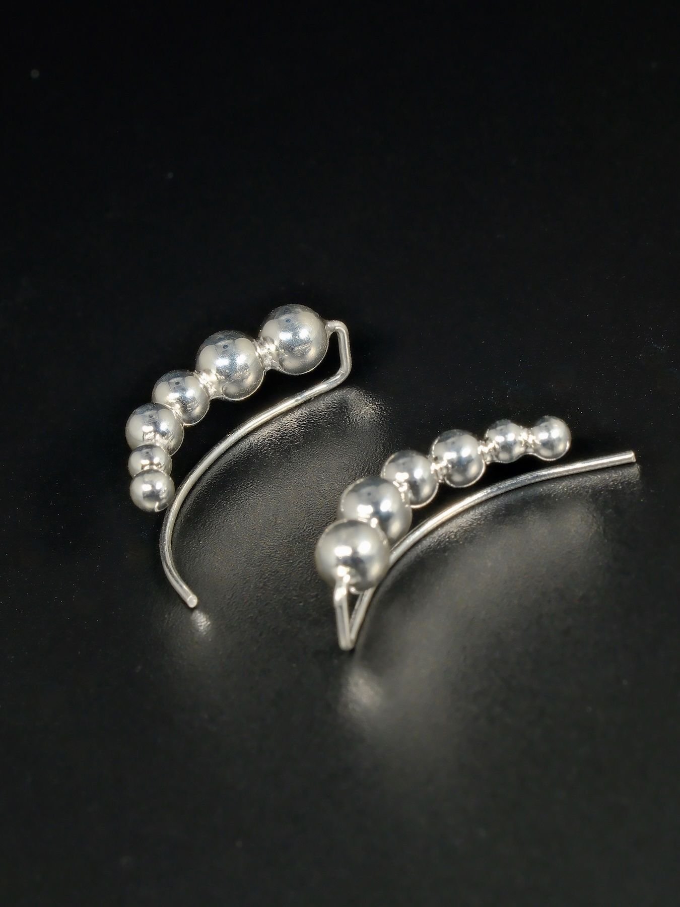 925 sidabriniai Curved Ball auskarai