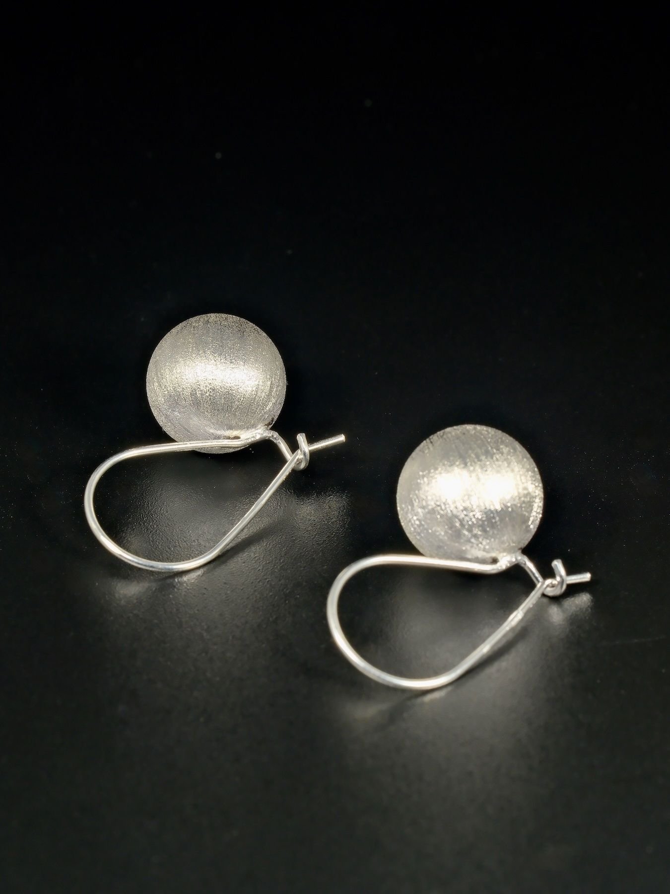 925 sidabriniai Brushed Ball auskarai