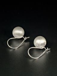 925 sidabriniai Brushed Ball auskarai